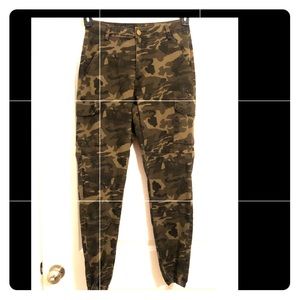 Women High Waist Camouflage Cargo Joggers